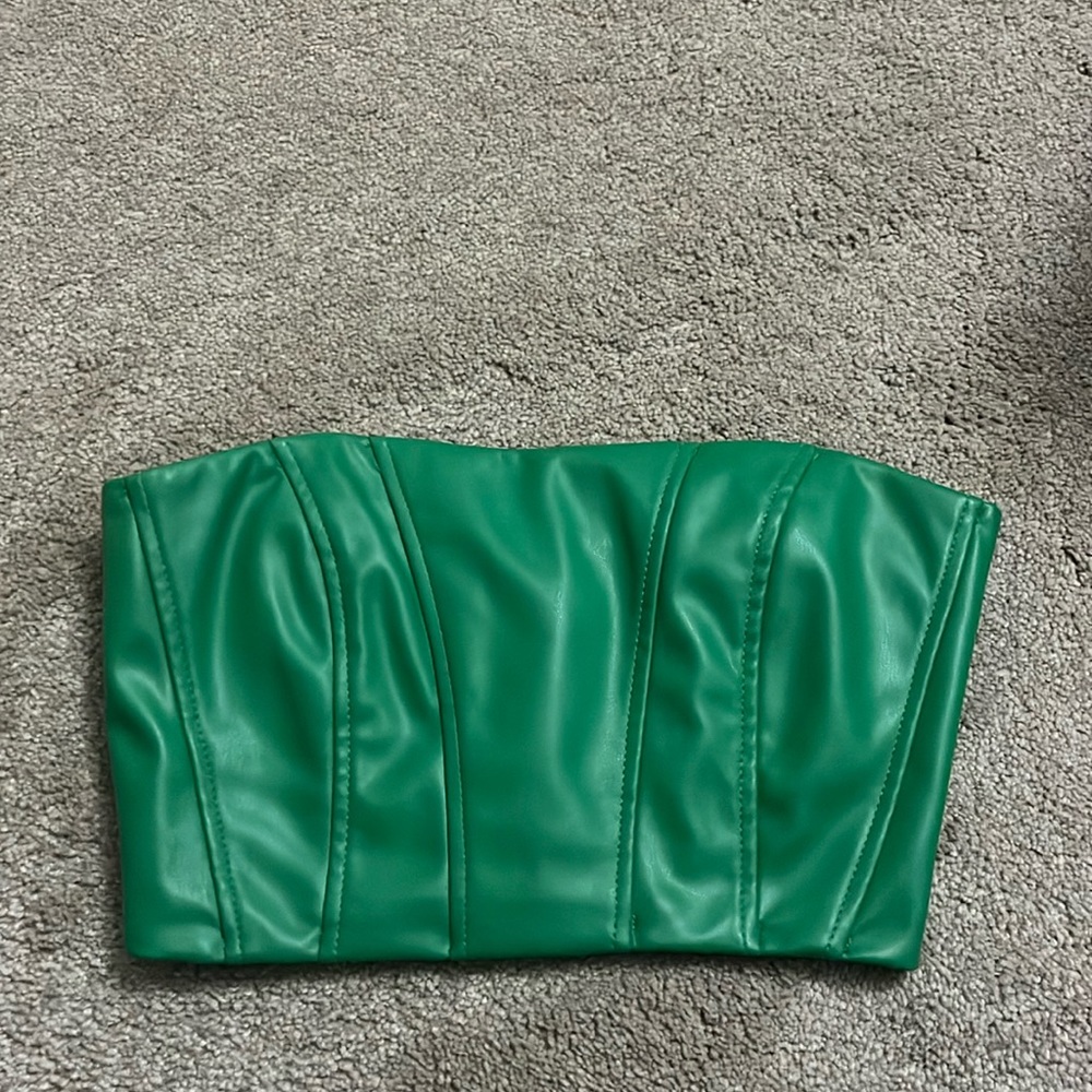 Lywm woman tube top
